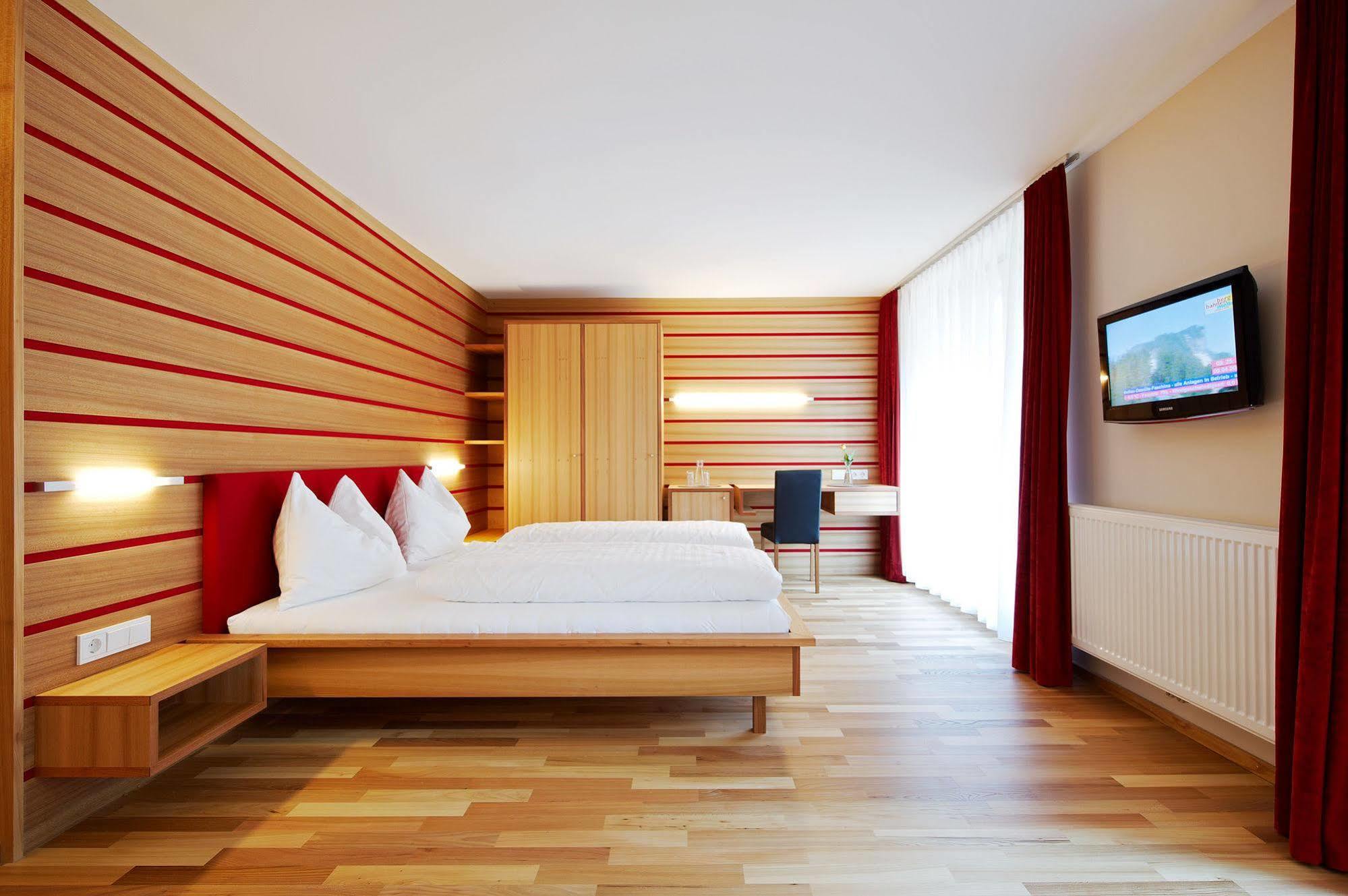 Hotel Kanisfluh Mellau Zewnętrze zdjęcie